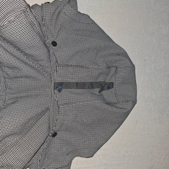 Obermeyer Women's Ski/Snowboard Jacket - Picture 9 of 14